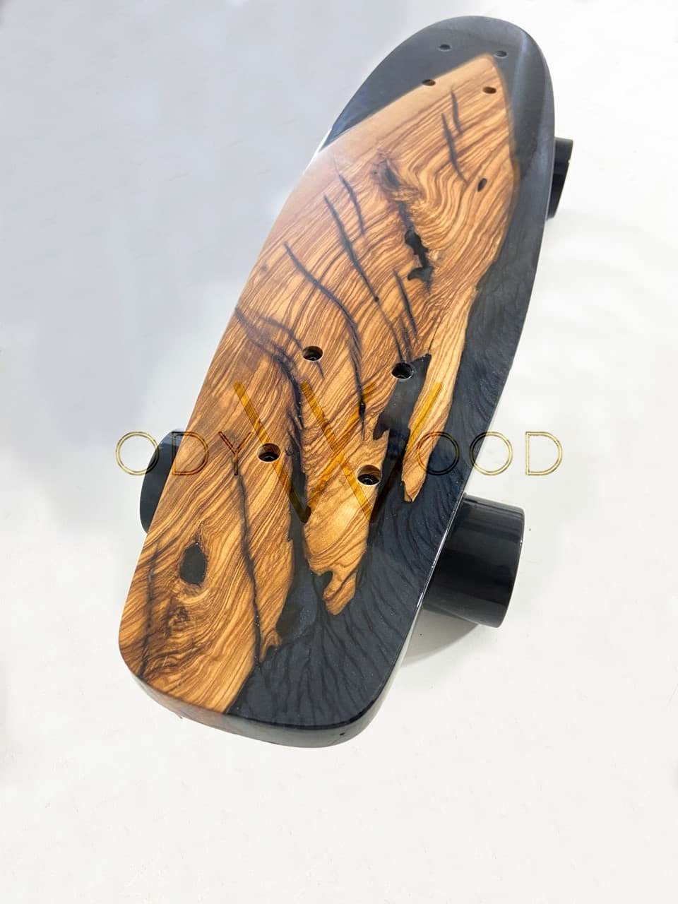 Özel Üretim Epoksi Penny Skateboard resmi